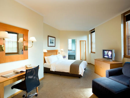Holiday Inn Old Sydney - Accommodation Coffs Harbour 0