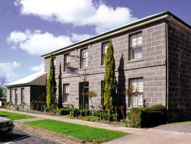 Dixie VIC Accommodation Coffs Harbour