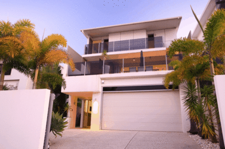 Alex Beach House - Accommodation Coffs Harbour