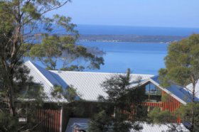 Bed In The Treetops - Accommodation Coffs Harbour 4