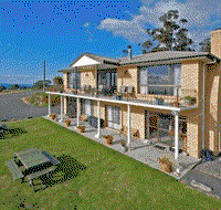 Bichenos Ocean View Retreat - Accommodation Coffs Harbour
