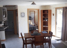 Yakkalla Holiday Cottage - Accommodation Coffs Harbour 2
