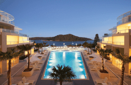 Mantra Ettalong Beach - Accommodation Coffs Harbour