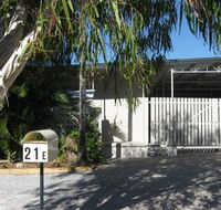 Beach Units Tannum Sands - Accommodation Coffs Harbour
