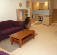 Canberra Wide Apartments - Metropolitan - Accommodation Coffs Harbour