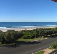 The Breakers Yamba - Accommodation Coffs Harbour