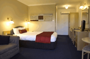 In Town Motor Inn - Accommodation Coffs Harbour 1