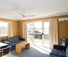Dolphins Of Mollymook Motel - Accommodation Coffs Harbour 3