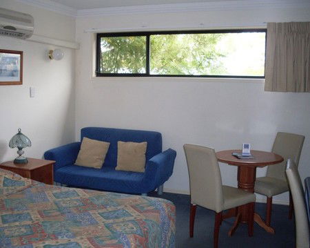 Waterford Motor Inn - Accommodation Coffs Harbour 1