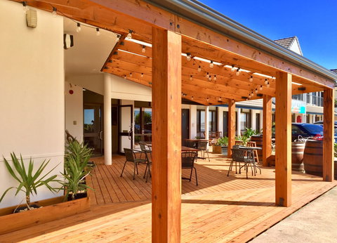 COAST Motel And Apartments - Accommodation Coffs Harbour 3