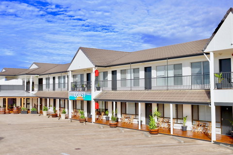 COAST Motel And Apartments - Accommodation Coffs Harbour 9