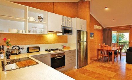 Willy Bay Resort - Accommodation Coffs Harbour 0