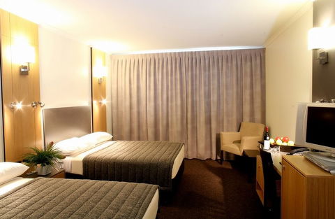 Metro Hotel Ipswich International - Accommodation Coffs Harbour 2
