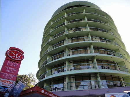 Metro Hotel Tower Mill - Accommodation Coffs Harbour 1