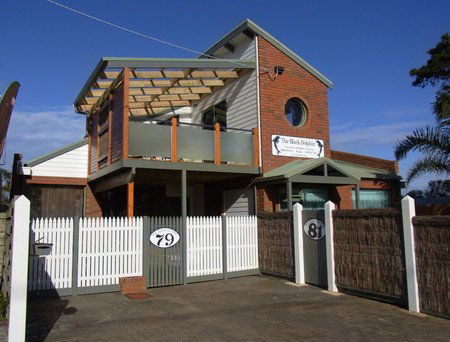 Black Dolphin Townhouse And Apartment - Accommodation Coffs Harbour 0