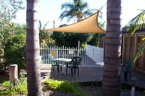 Sovereign Inn Newcastle - Accommodation Coffs Harbour 1