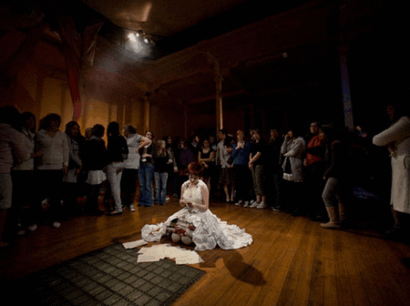 Zen Zen Zo Physical Theatre - Accommodation Coffs Harbour 2