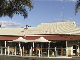 Palate 2 Palette - Accommodation Coffs Harbour 0