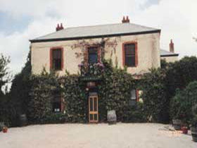 Clos Clare - Accommodation Coffs Harbour 0