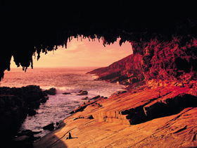 Admirals Arch - Accommodation Coffs Harbour 0