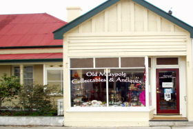 Old Maypole Collectables & Antiques - Accommodation Coffs Harbour 0