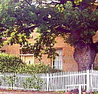 Oak Lodge - Accommodation Coffs Harbour