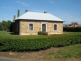 Oatlands Court House - Accommodation Coffs Harbour 0