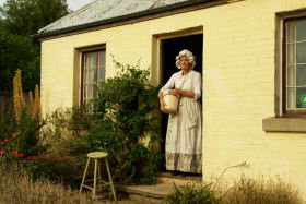 Grannie Rhodes' Cottage - Turn The Key Of Time - Accommodation Coffs Harbour 0