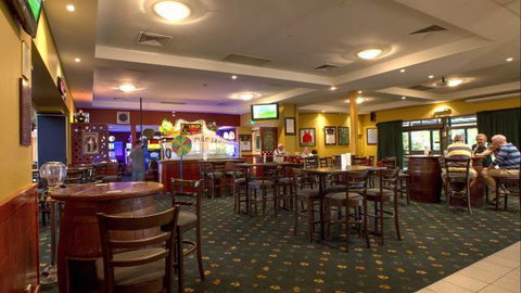 Canberra Irish Club - Accommodation Coffs Harbour 1