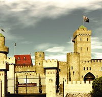 Sunshine Castle Bli Bli - Accommodation Coffs Harbour