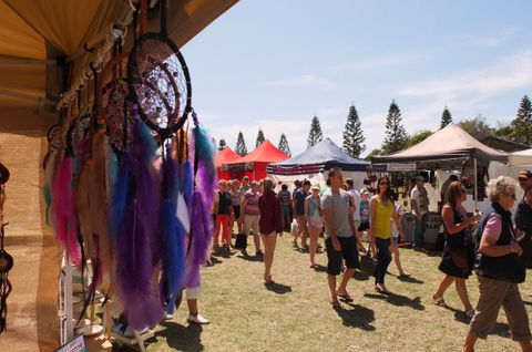 Coolangatta Beachfront Markets - Accommodation Coffs Harbour 2