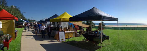 Coolangatta Beachfront Markets - Accommodation Coffs Harbour 7