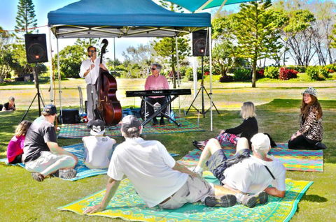 Coolangatta Beachfront Markets - Accommodation Coffs Harbour 8