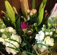 Alpine Blooms Florist Mansfield - Accommodation Coffs Harbour