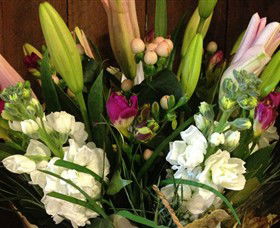Alpine Blooms Florist Mansfield - Accommodation Coffs Harbour 0