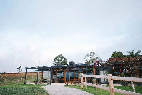 Saint Regis Winery, Food & Wine Bar - Accommodation Coffs Harbour 3