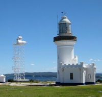 Point Perpendicular Lighthouse and Lookout - Accommodation Coffs Harbour