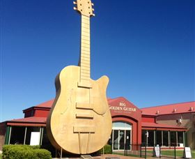 Big Golden Guitar Tourist Centre - Accommodation Coffs Harbour 1