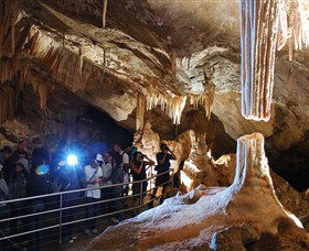 Jenolan Caves NSW Accommodation Coffs Harbour