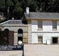 Cadmans Cottage - Accommodation Coffs Harbour