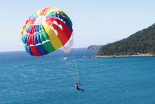 Port Stephens Parasailing - Accommodation Coffs Harbour 1