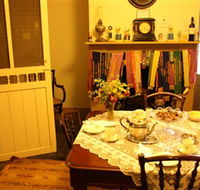 Roughley House and The Pines - Accommodation Coffs Harbour