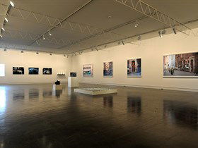 Hugo Michell Gallery - Accommodation Coffs Harbour 1
