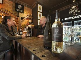 Maximilian's Restaurant And Sidewood Estate Cellar Door - Accommodation Coffs Harbour 3