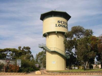 Berri Lookout Tower - Accommodation Coffs Harbour 0