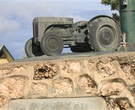 Ferguson Tractor Monument - Accommodation Coffs Harbour 3