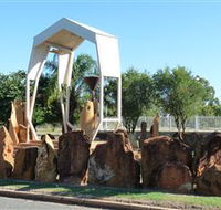 Jericho Crystal Trumpeters - Accommodation Coffs Harbour