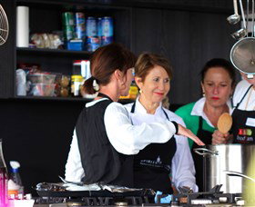 Food I Am Cooking School - Accommodation Coffs Harbour 4