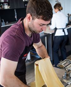 Food I Am Cooking School - Accommodation Coffs Harbour 7