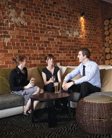 ZedBar - Accommodation Coffs Harbour 0
